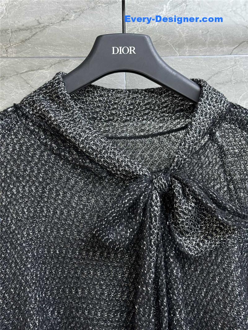 D10r pussy-bow knit top