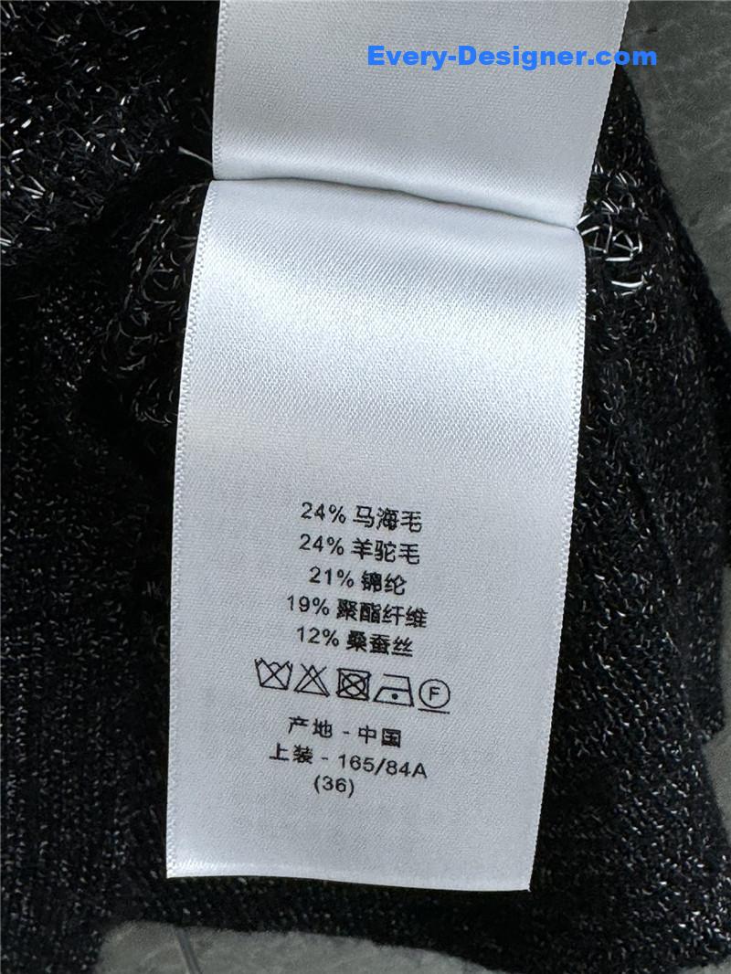 D10r pussy-bow knit top