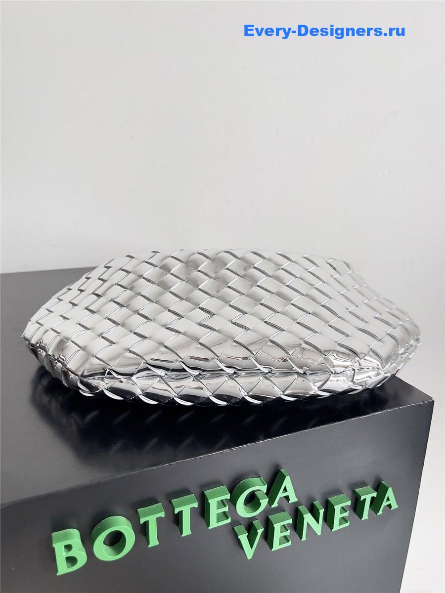 b0tt*ga Ven*ta silver medium sardine bag
