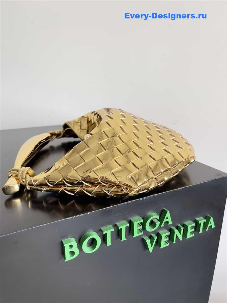 b0tt*ga Ven*ta gold medium sardine bag