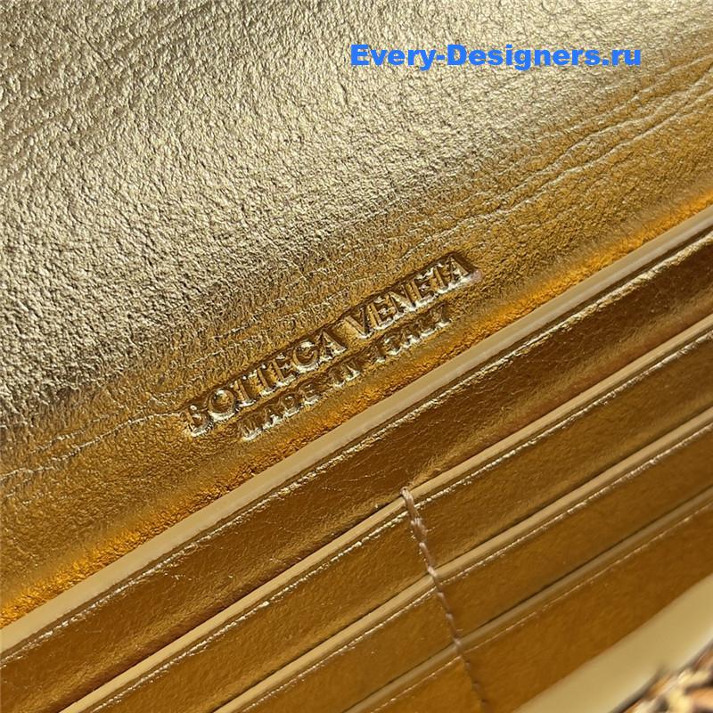 b0tt*ga Ven*ta andiamo clutch