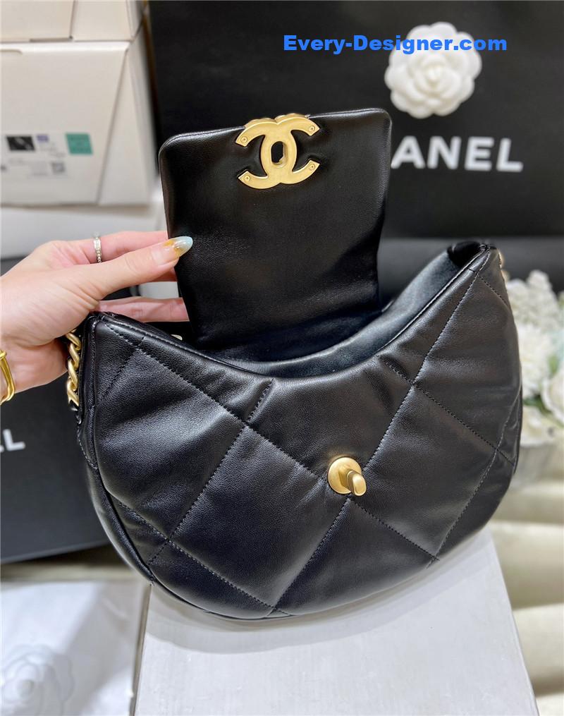 Ch**el logo 19 bag hobo bag