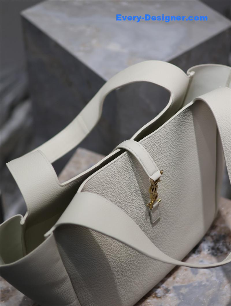 Sa1nt Lau*nt bea leather tote bag