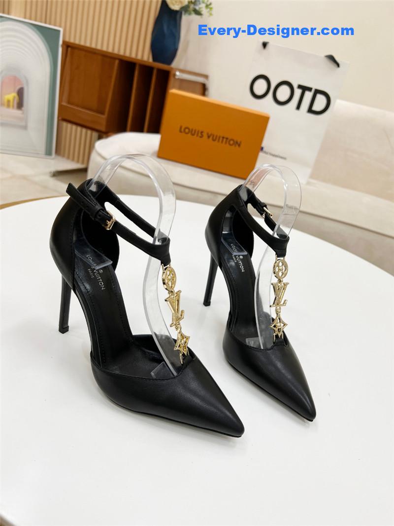 l0vis Vvtt0n lv metal chain high heels