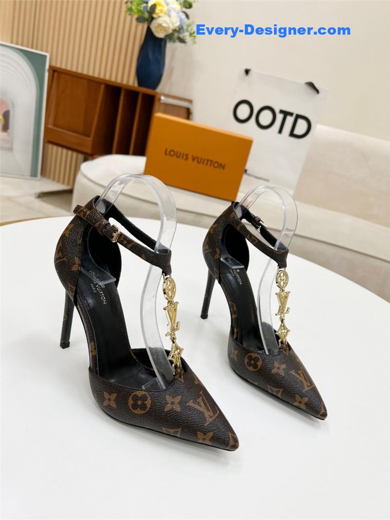 l0vis Vvtt0n lv metal chain high heels