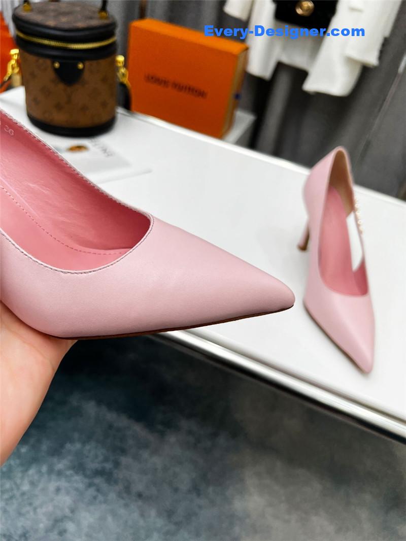 l0vis Vvtt0n lv metal buckle high heels