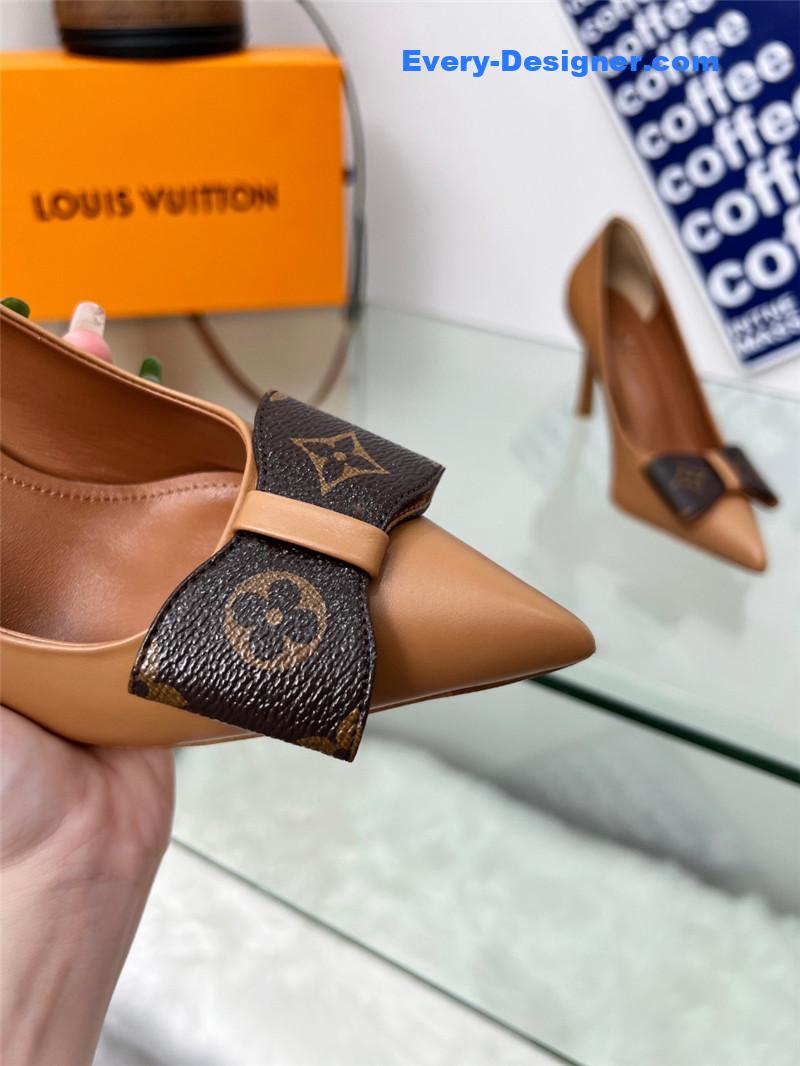 l0vis Vvtt0n lv bow high heels