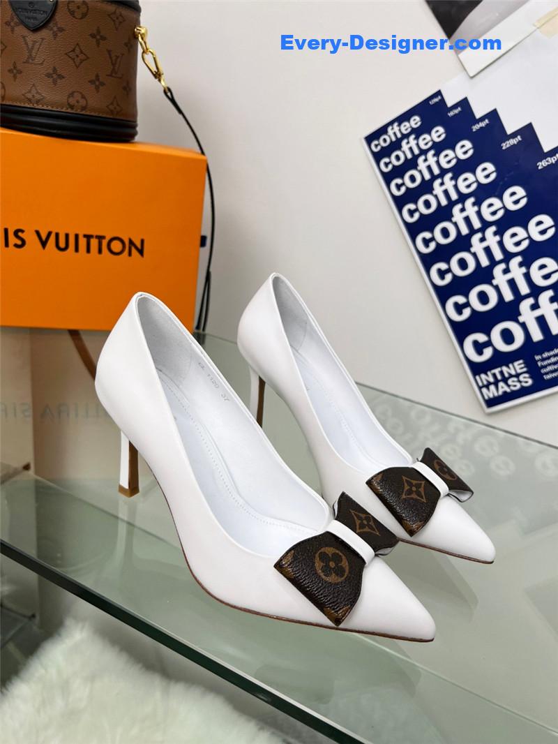 l0vis Vvtt0n lv bow high heels