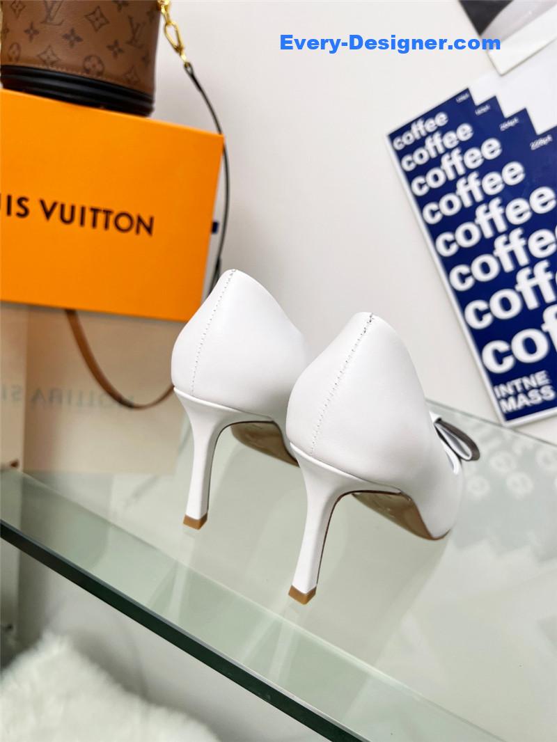 l0vis Vvtt0n lv bow high heels