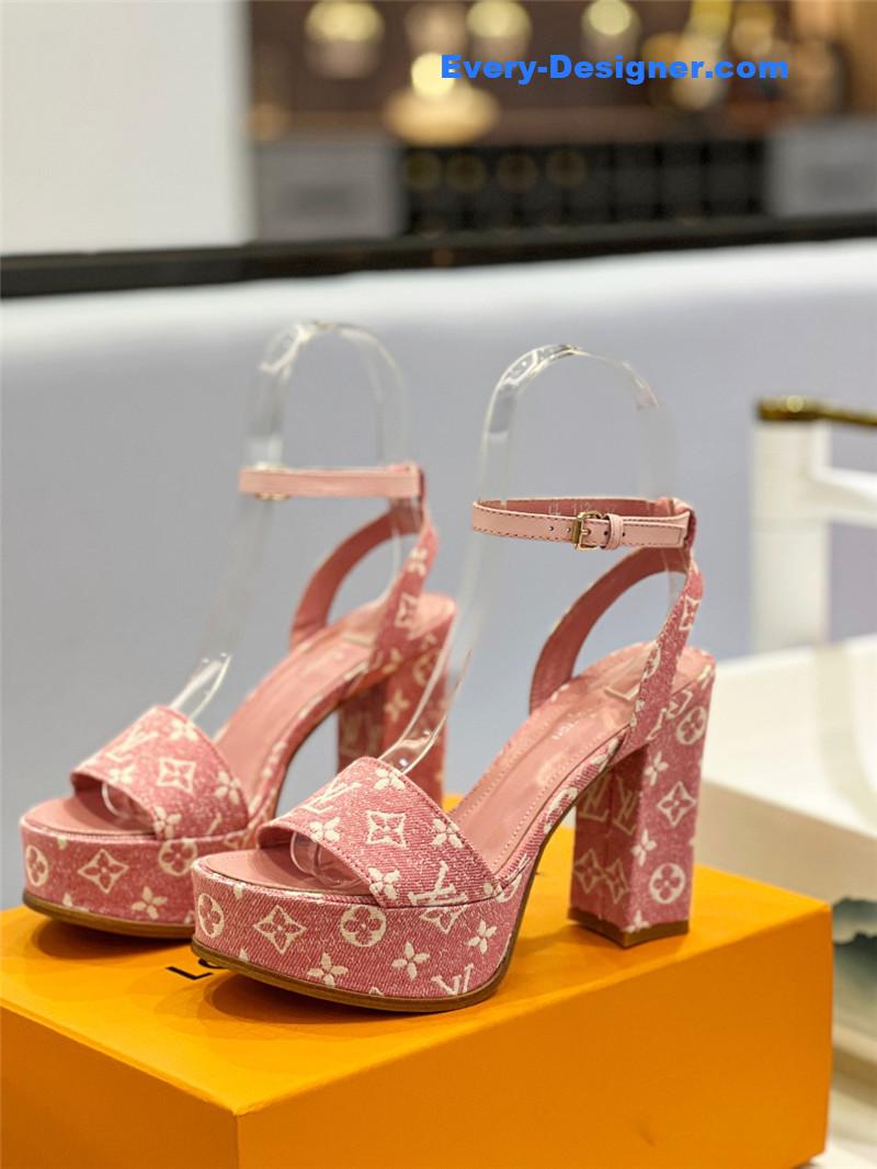 l0vis Vvtt0n lv high imitation platform high heel sandals