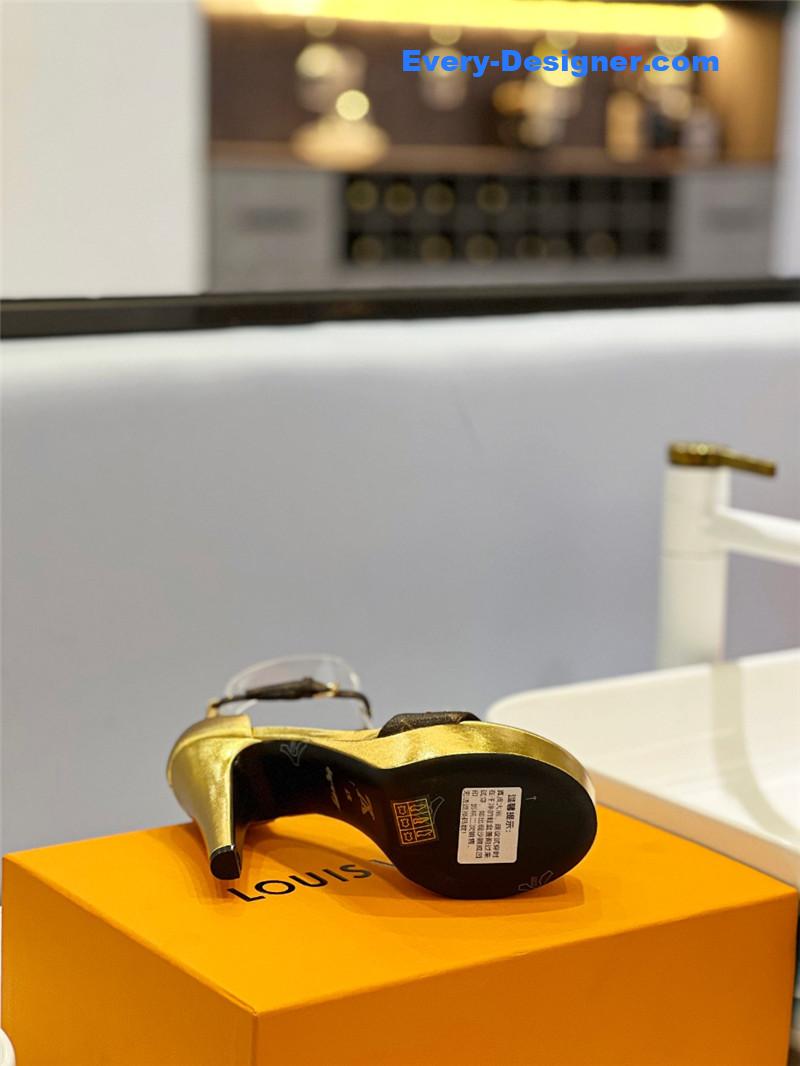l0vis Vvtt0n lv high imitation platform high heel sandals