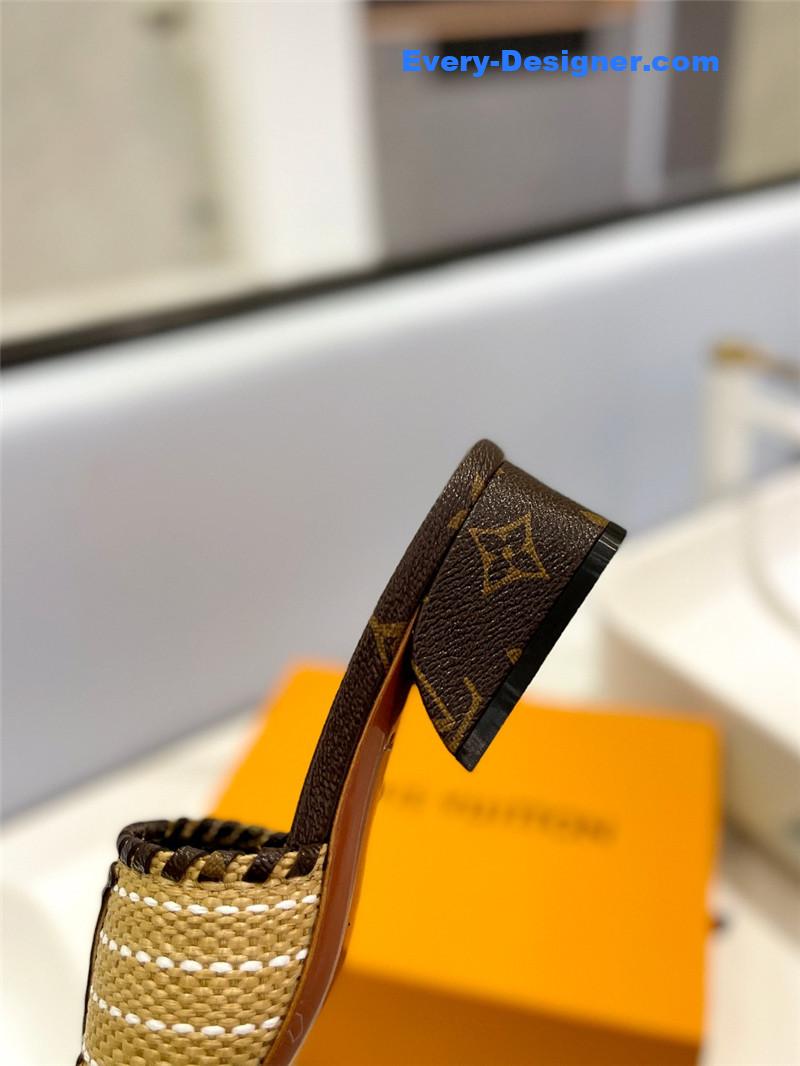 l0vis Vvtt0n lv catwalk style british retro slippers