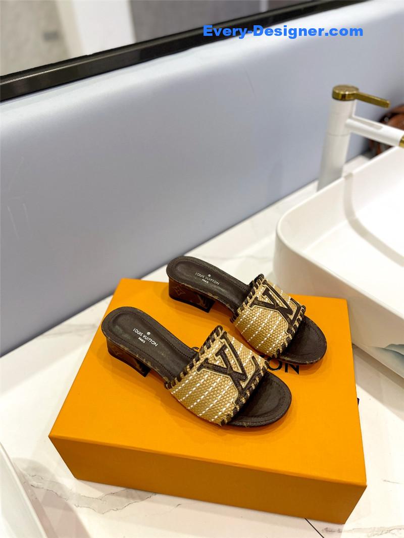 l0vis Vvtt0n lv catwalk style british retro slippers