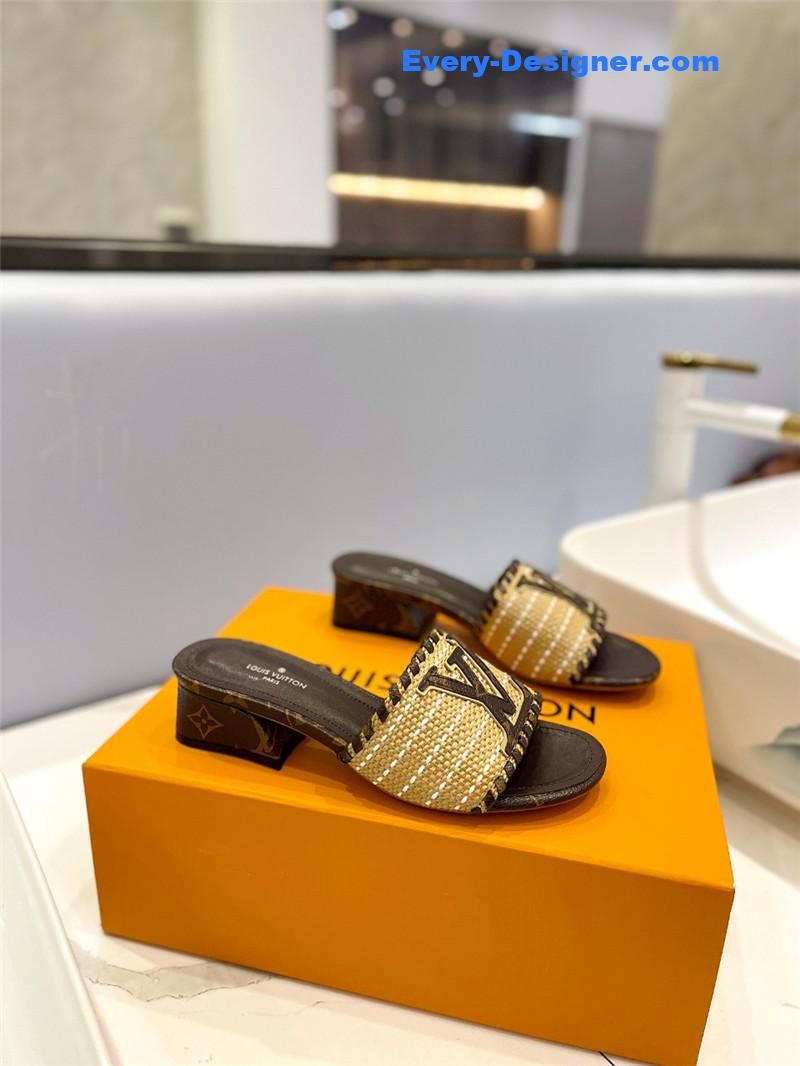 l0vis Vvtt0n lv catwalk style british retro slippers