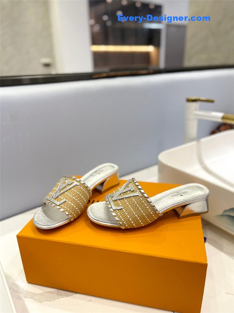 l0vis Vvtt0n lv catwalk style british retro slippers