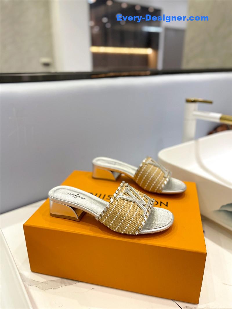 l0vis Vvtt0n lv catwalk style british retro slippers