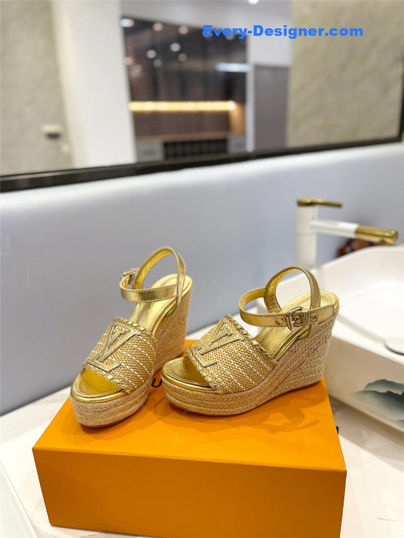 l0vis Vvtt0n lv latest catwalk platform sandals