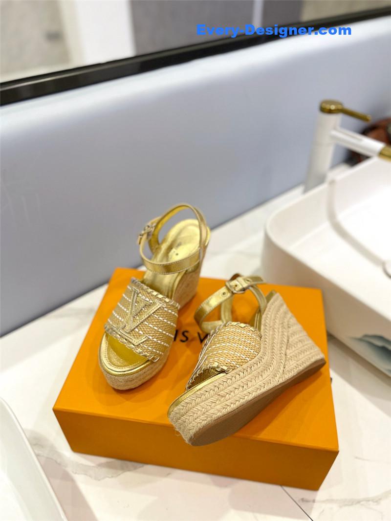 l0vis Vvtt0n lv latest catwalk platform sandals