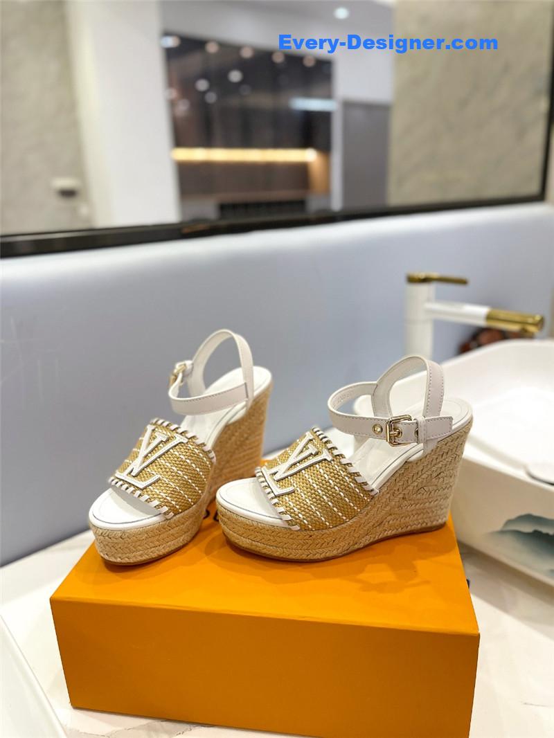 l0vis Vvtt0n lv latest catwalk platform sandals