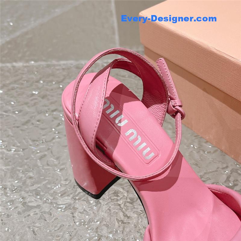 M1um1u new rhinestone pinch sandals