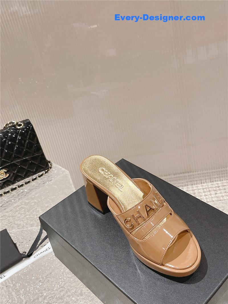 CC platform high heel slippers