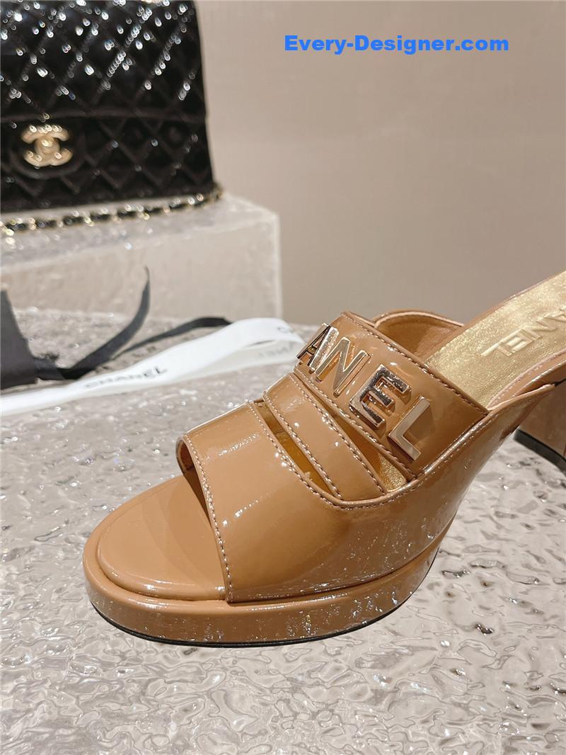 CC platform high heel slippers