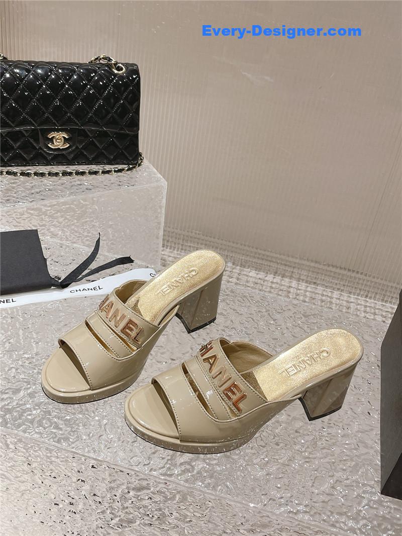 CC platform high heel slippers