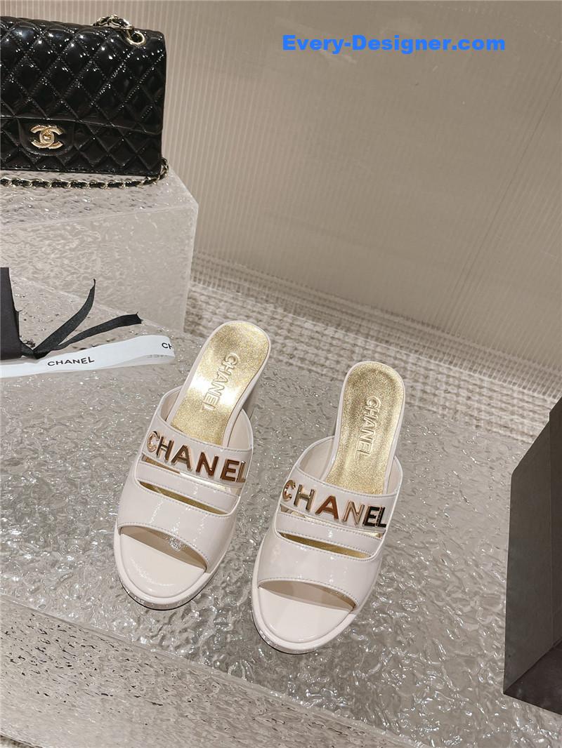 CC platform high heel slippers