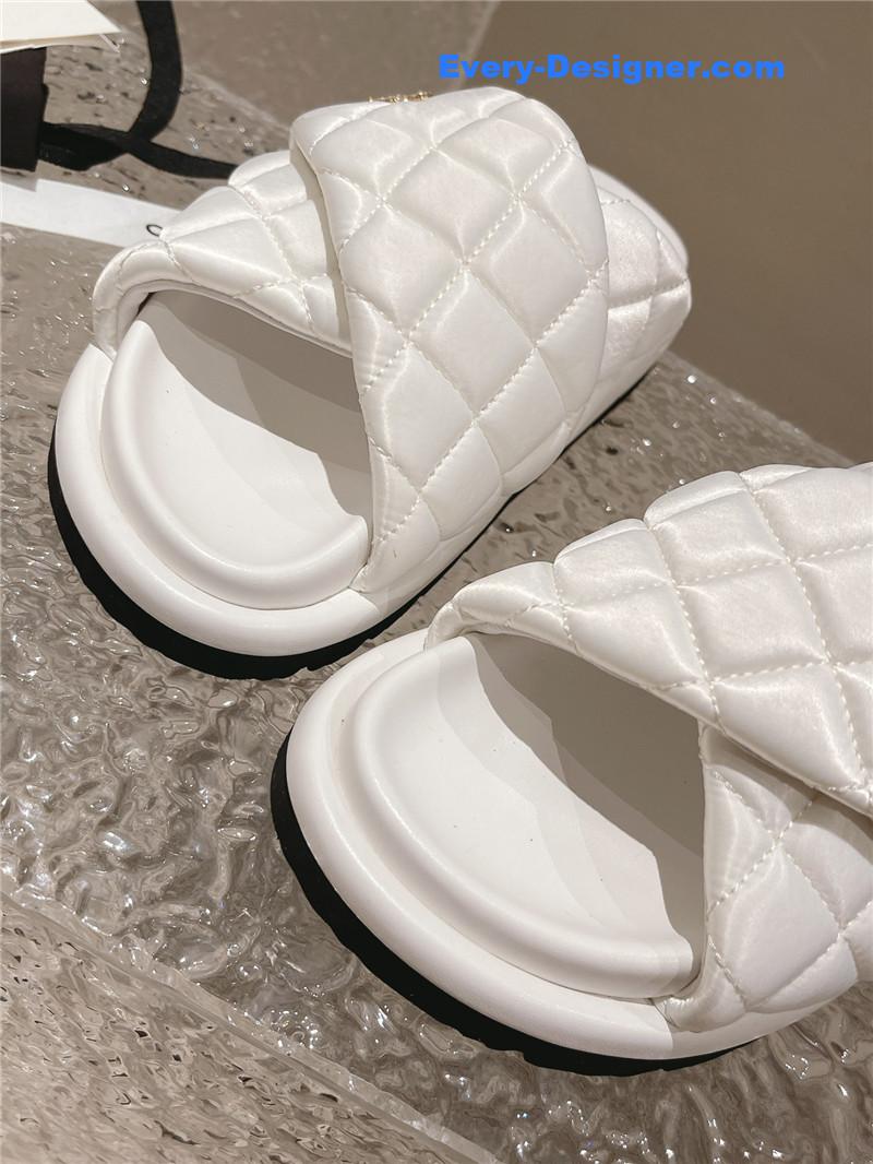 CC Lingge Velcro Thick Bottom Bread Lazy Slippers