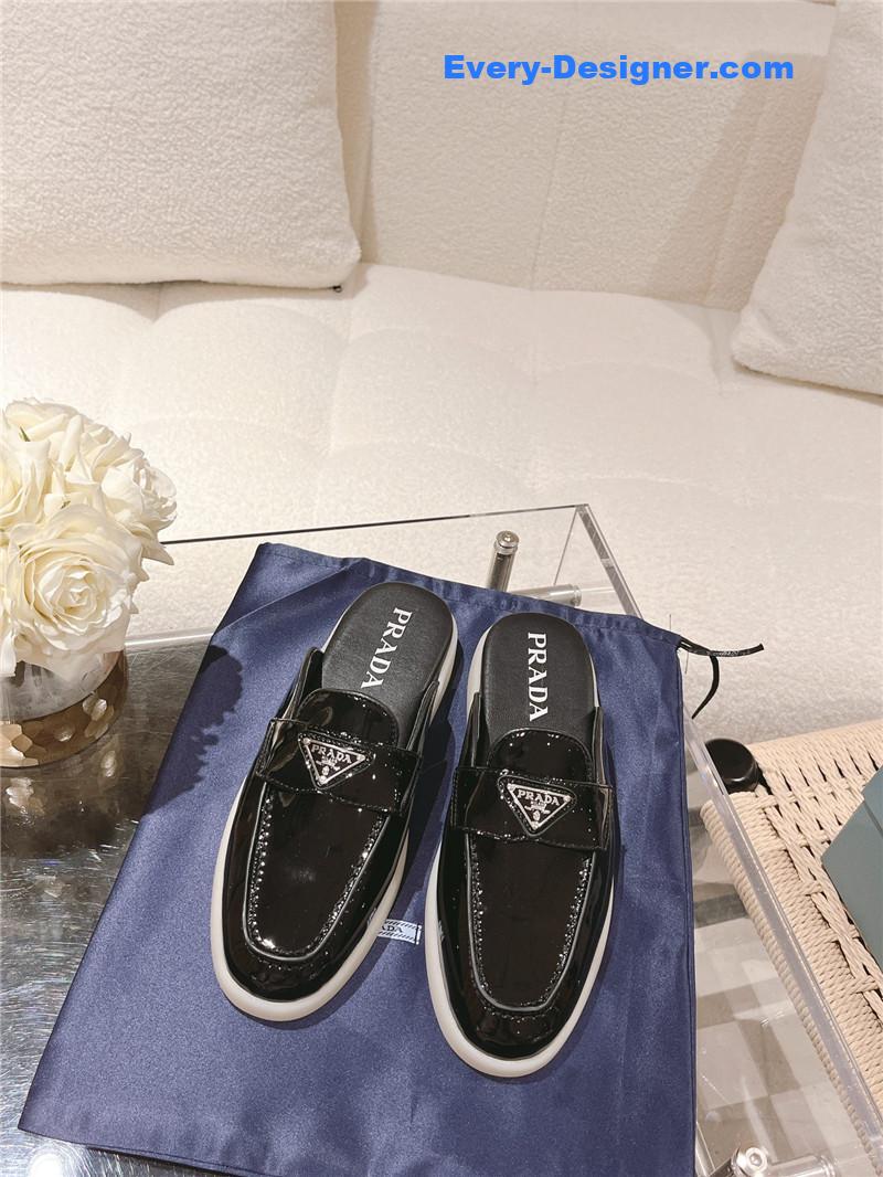 Pra*a spring and summer new slip-on loafers
