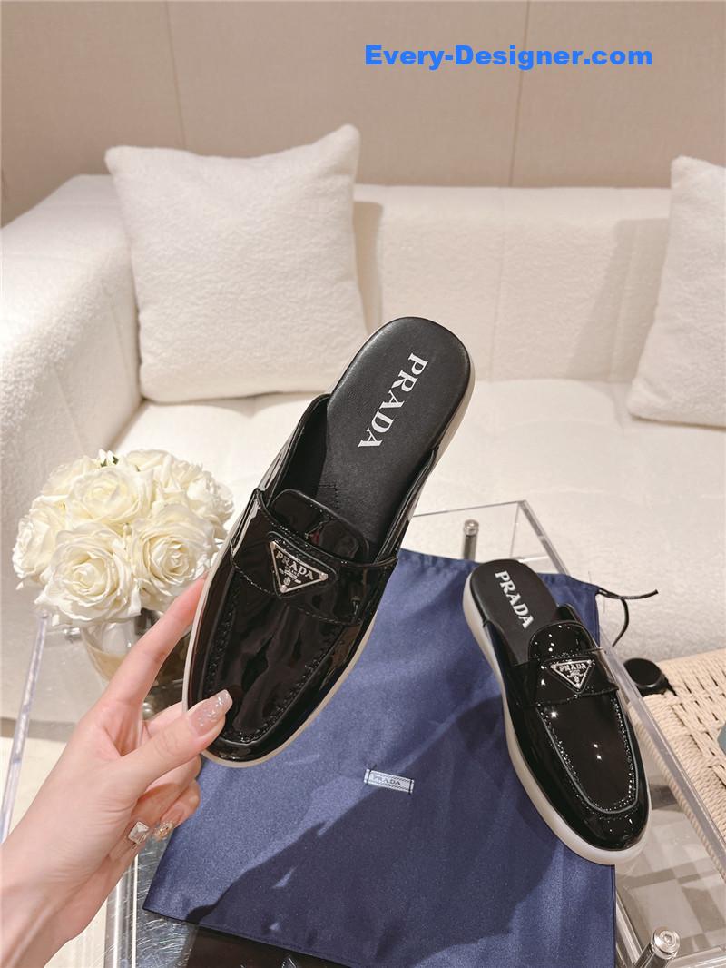 Pra*a spring and summer new slip-on loafers