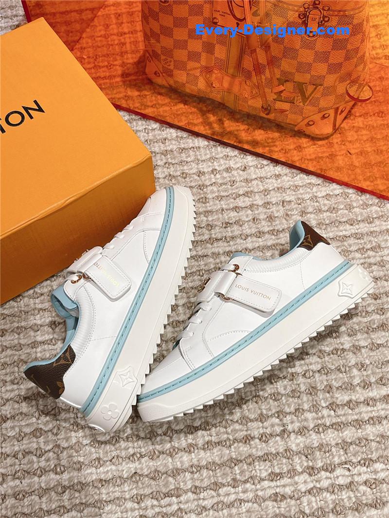 l0vis Vvtt0n lv new white shoes