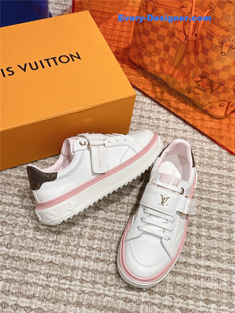 l0vis Vvtt0n lv new white shoes