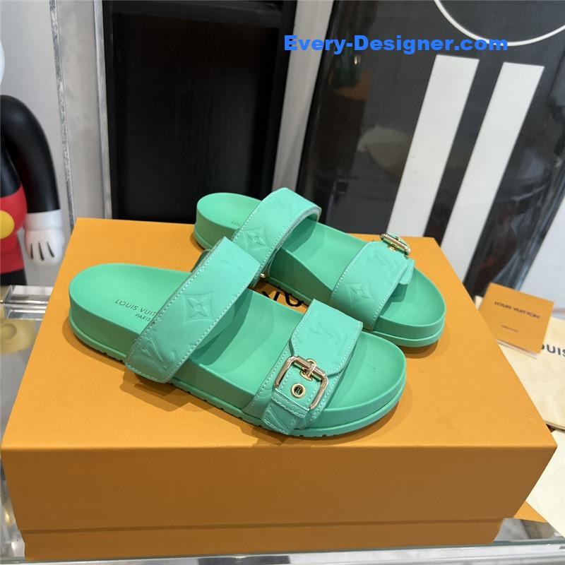 l0vis Vvtt0n lv spring summer beach slippers