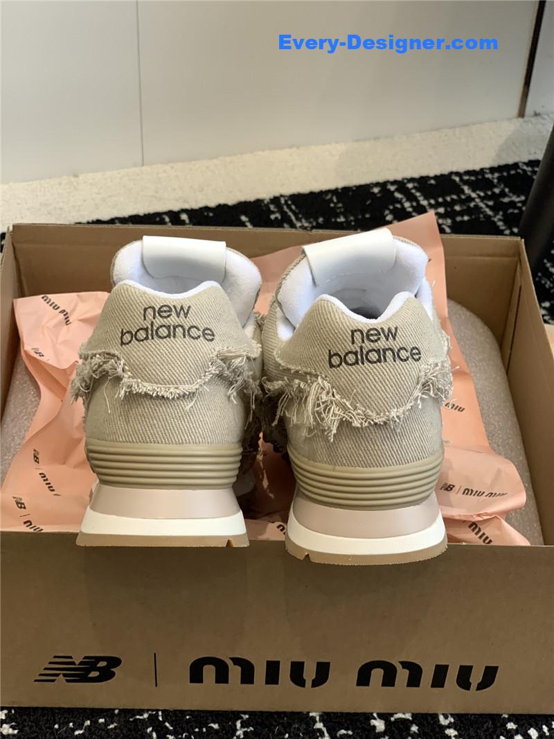 M1um1u retro rough grain upper stitching casual shoes