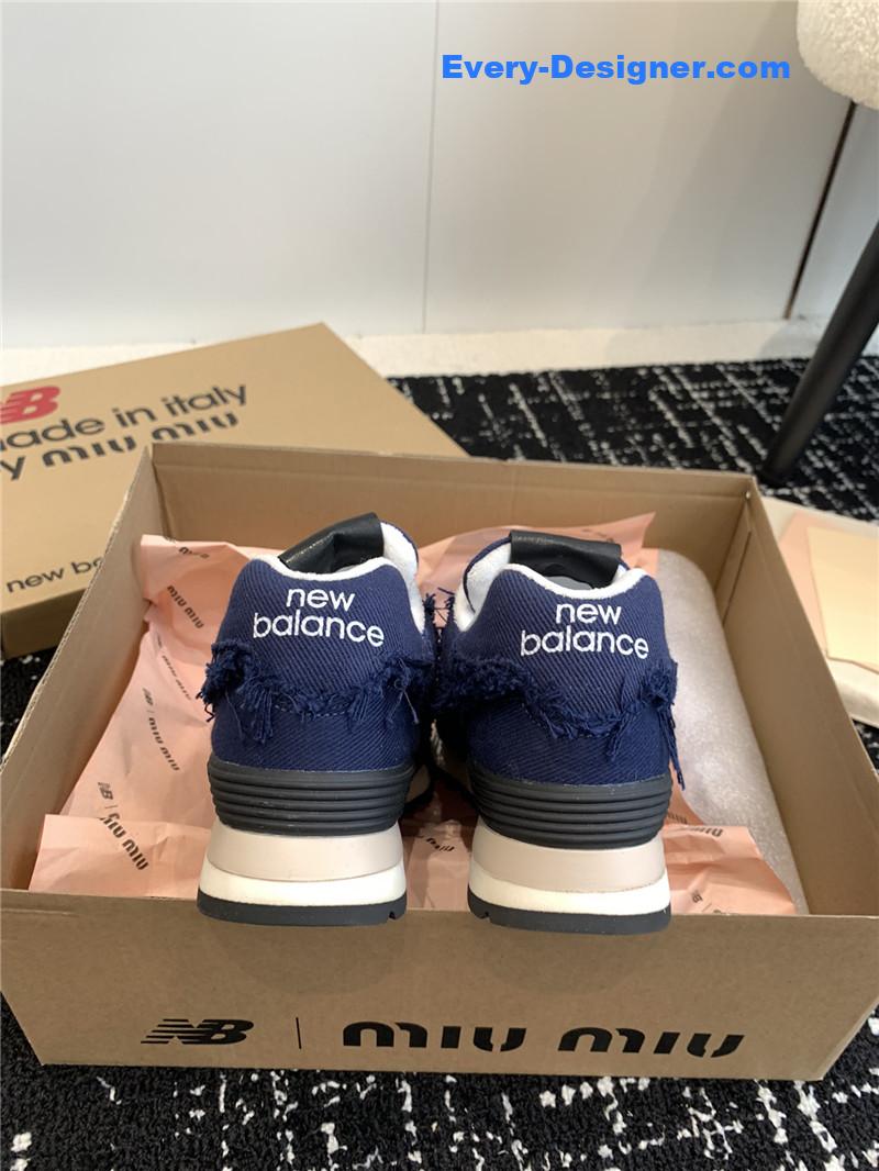 M1um1u retro rough grain upper stitching casual shoes