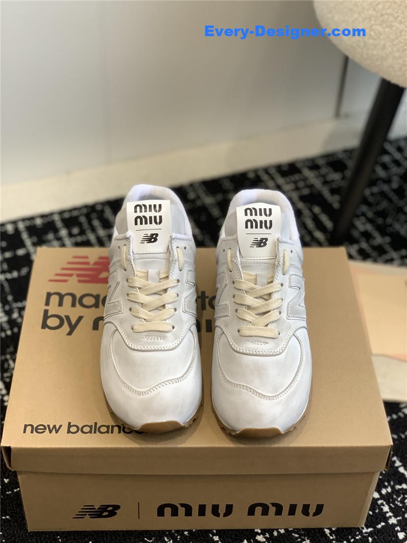 M1um1u retro rough grain upper stitching casual shoes