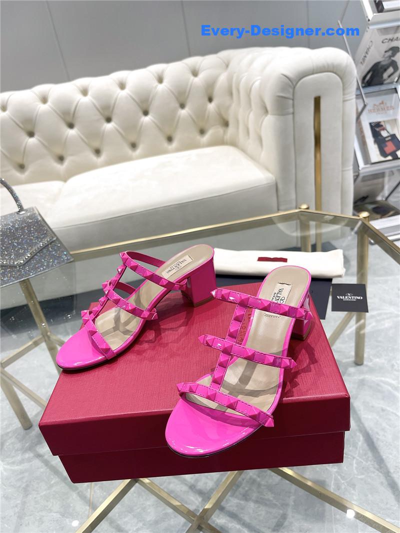 Va1e*ntin0 classic studded sandals