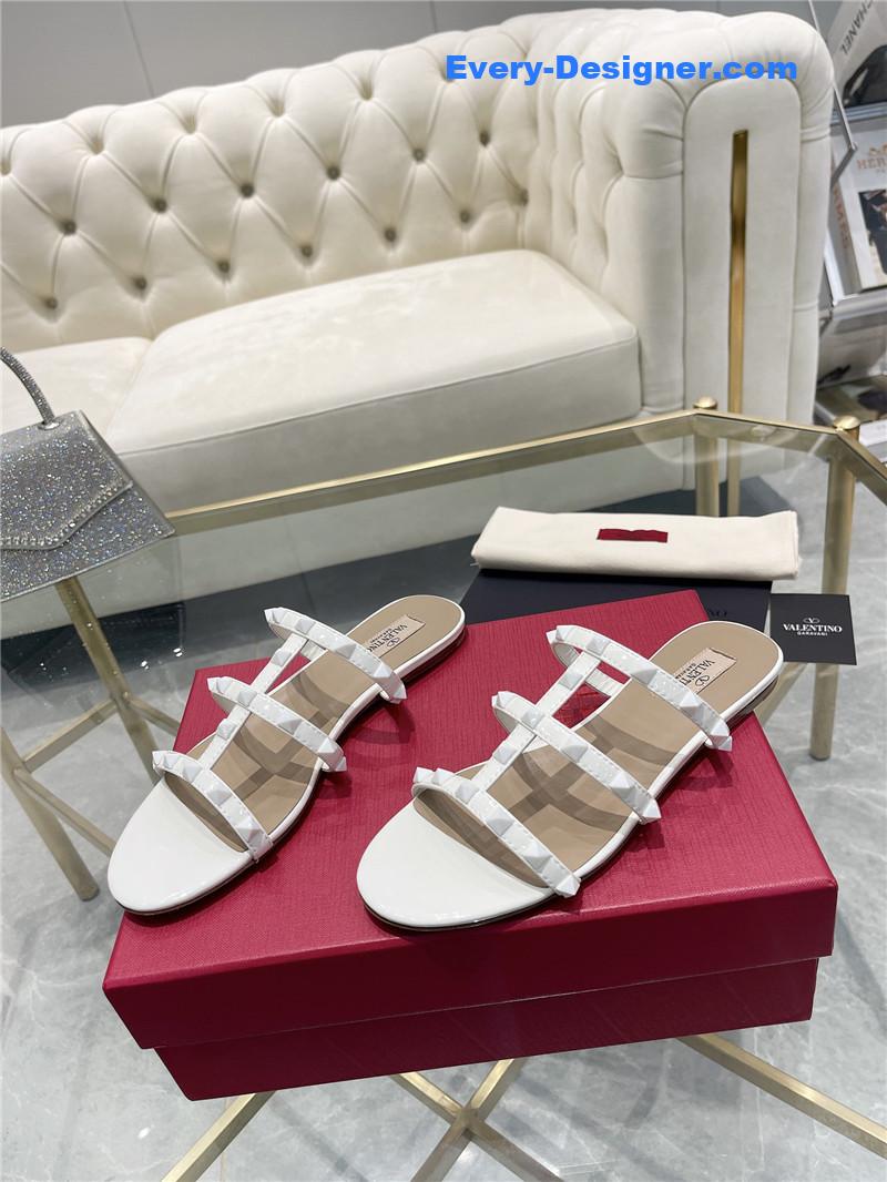 Va1e*ntin0 classic studded sandals