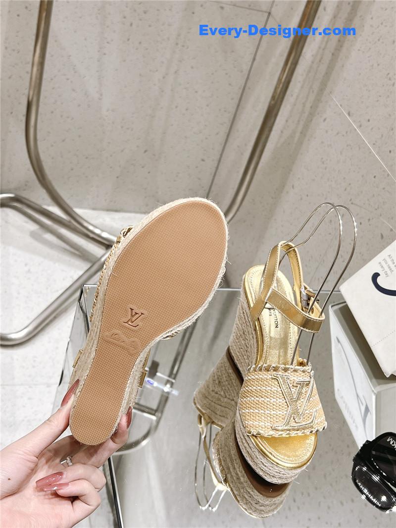 l0vis Vvtt0n lv straw platform sandals