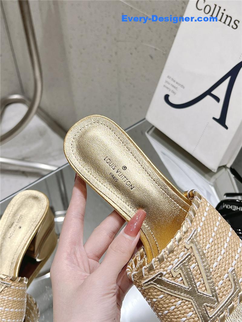 l0vis Vvtt0n lv straw sandals