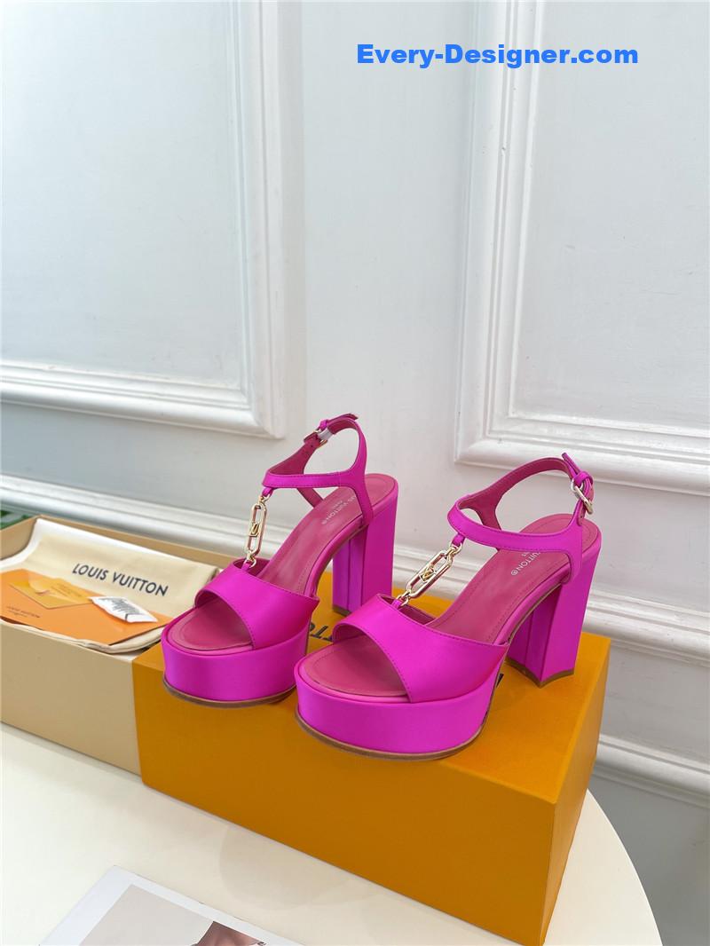 l0vis Vvtt0n lv explosive style platform high-heeled sandals