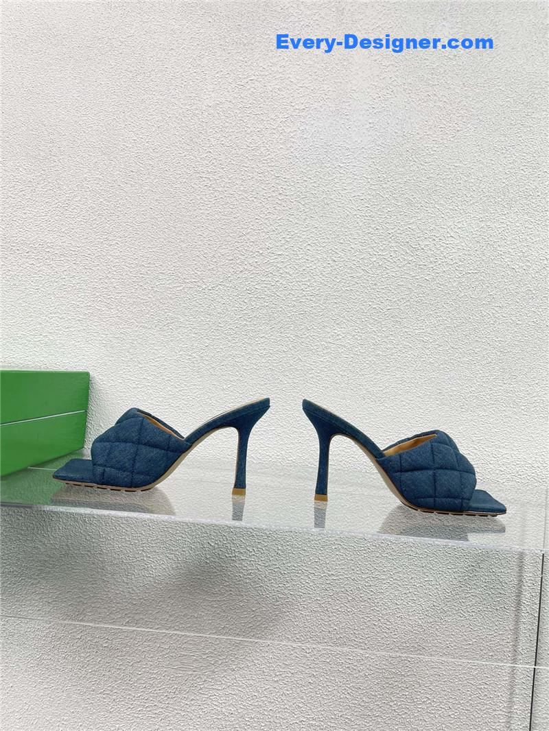 b0tt*ga Ven*ta new wash denim deep mouth slippers