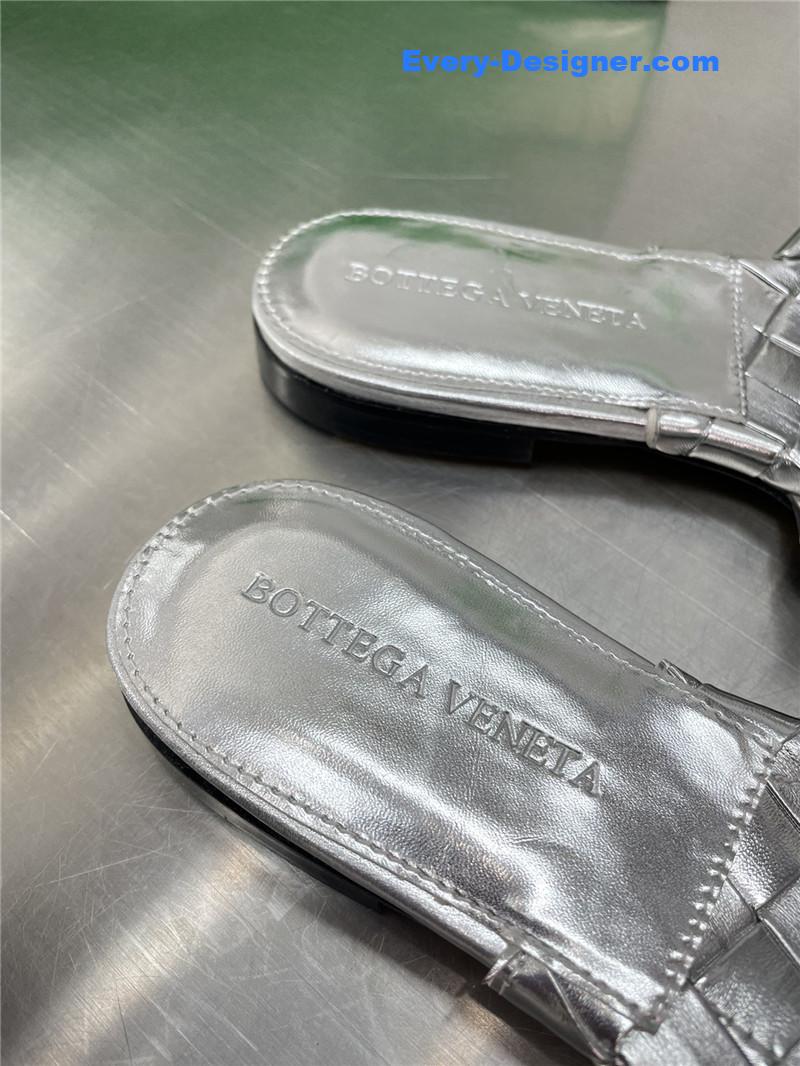 b0tt*ga Ven*ta spring summer flat large woven slippers