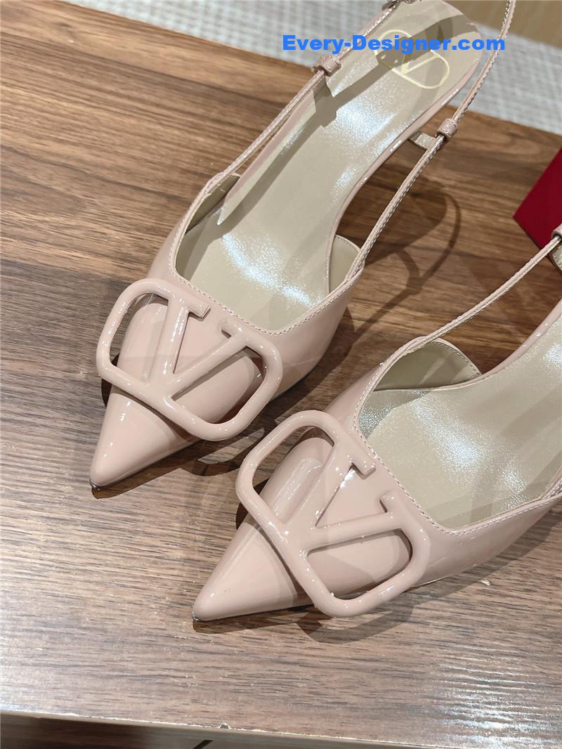 Va1e*ntin0 v buckle kitten heel sandals