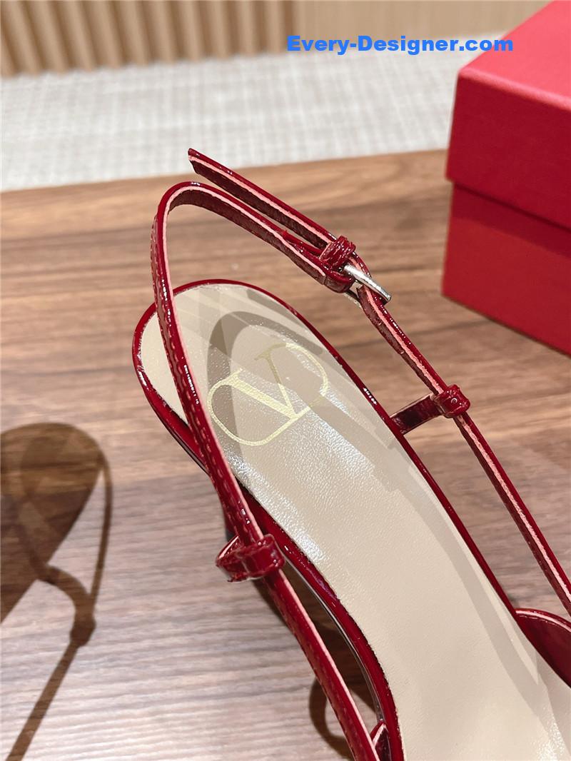 Va1e*ntin0 v buckle kitten heel sandals