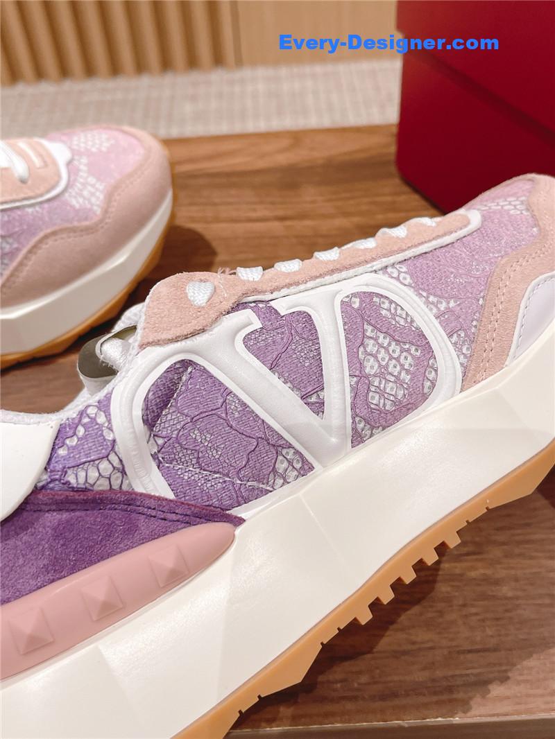Va1e*ntin0 brand new logo letter lace sneakers
