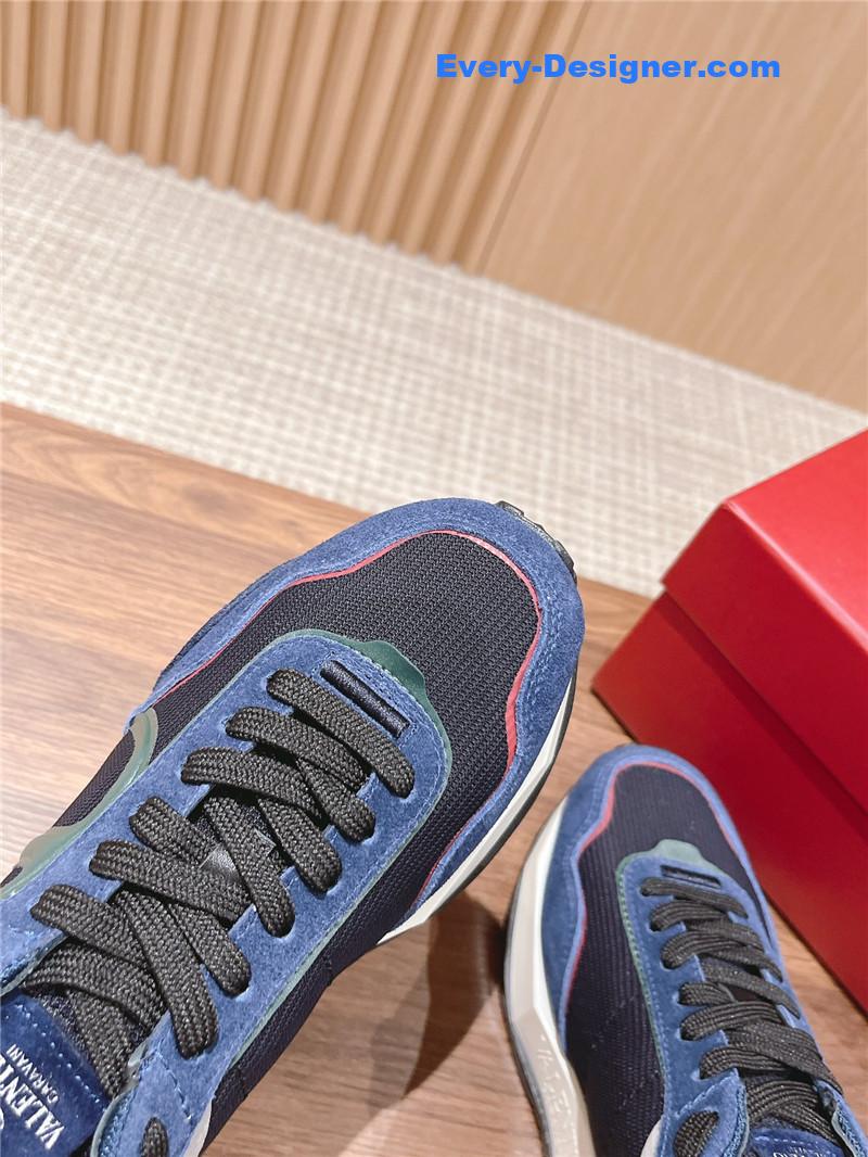 Va1e*ntin0 brand new logo letter lace sneakers