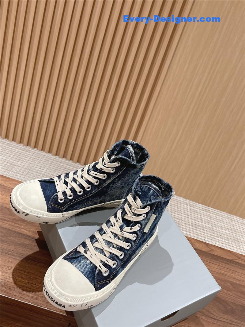 Ba1en*iaga couple’s espadrilles