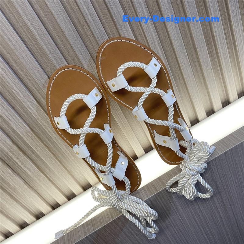 Ce1i*e arc de triomphe british style sandals